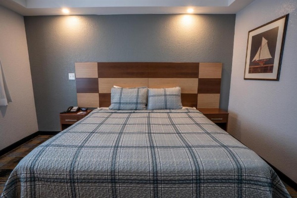 Hyannis Plaza Hotel image 19