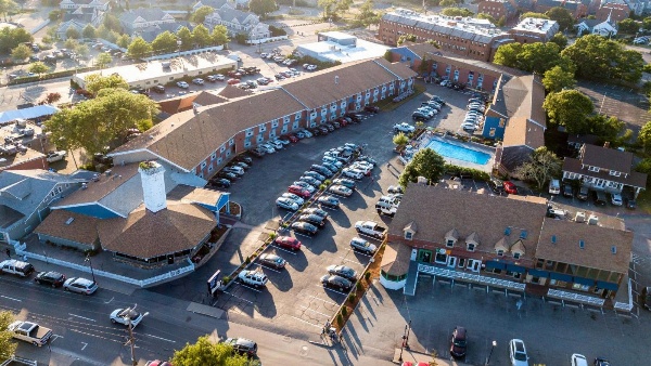 Hyannis Plaza Hotel image 7